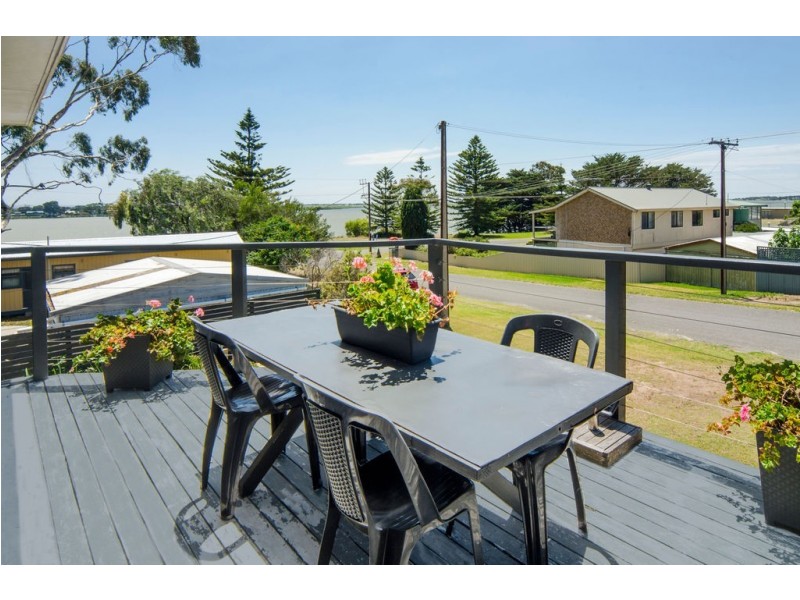 3 Madsen Street, Hindmarsh Island SA 5214