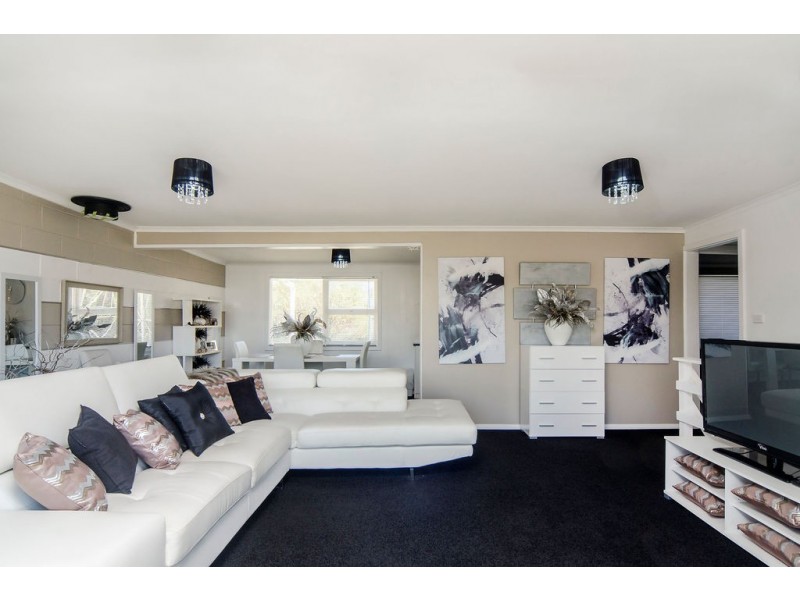 3 Madsen Street, Hindmarsh Island SA 5214