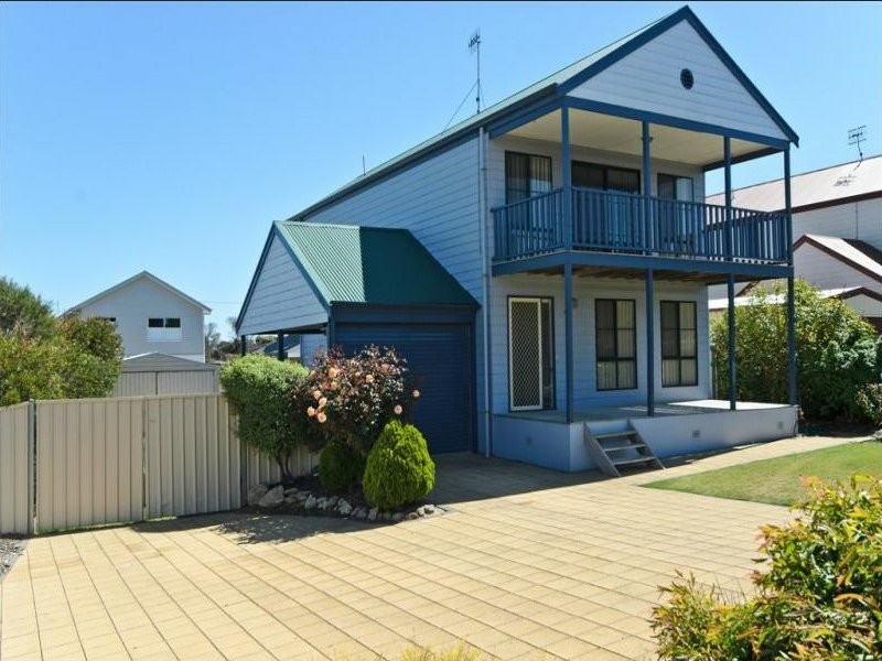 1 Gordon Street, Goolwa Beach SA 5214