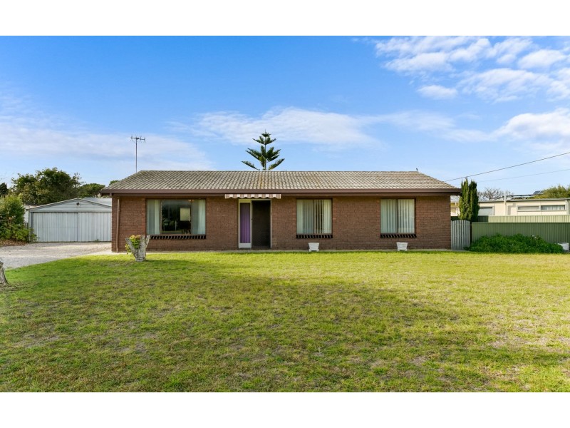 8 Colman Road, Goolwa South SA 5214