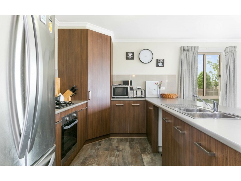1B Field Drive, Strathalbyn SA 5255