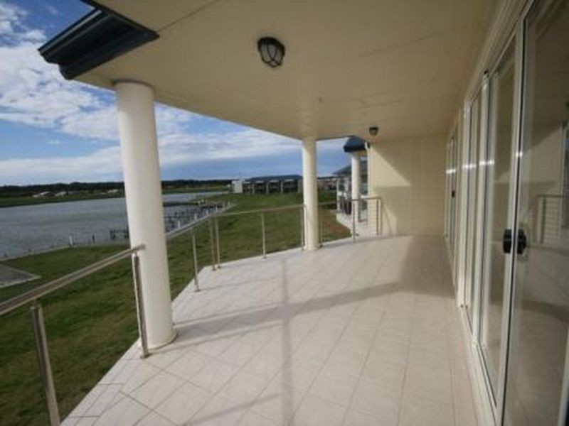 77 Ventura Place, Hindmarsh Island SA 5214