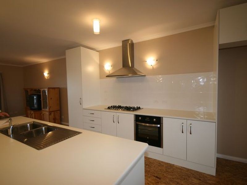 158 Excelsior Parade, Hindmarsh Island SA 5214