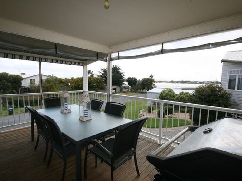 10 Wilhelm Street, Hindmarsh Island SA 5214