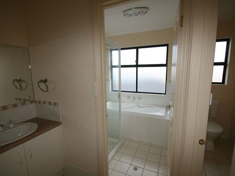 147 Excelsior Parade, Hindmarsh Island SA 5214