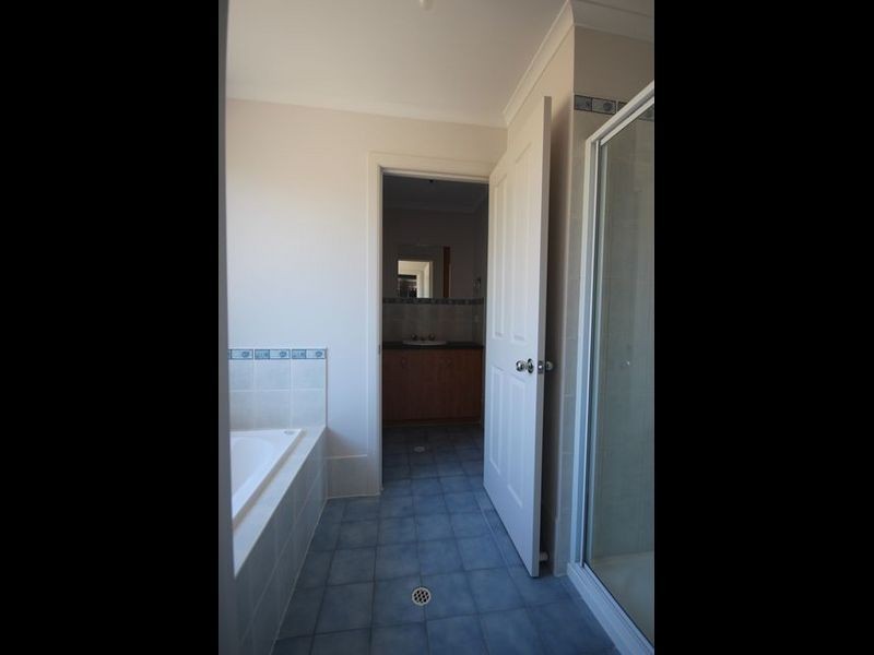 26 Alexandrina Drive, Clayton SA 5256