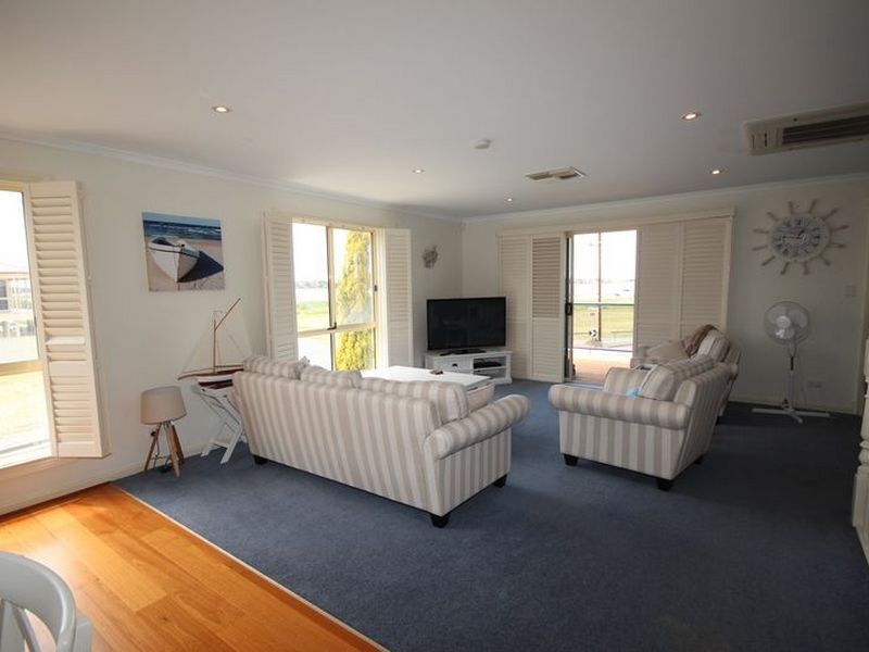 45 Riverside Drive, Goolwa South SA 5214