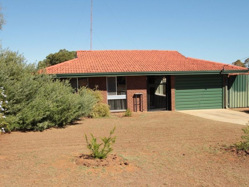 34 Corring Way, Parmelia WA 6167