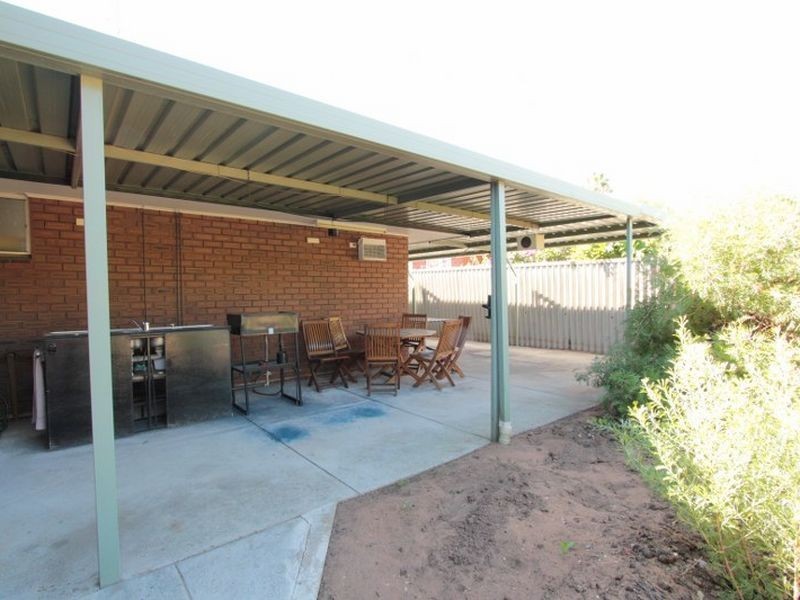 34 Corring Way, Parmelia WA 6167