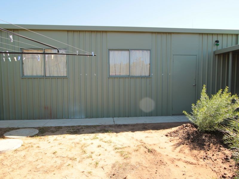 34 Corring Way, Parmelia WA 6167