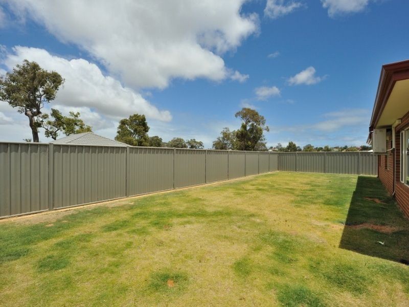 5 Brockenhurst Link, Wellard WA 6170