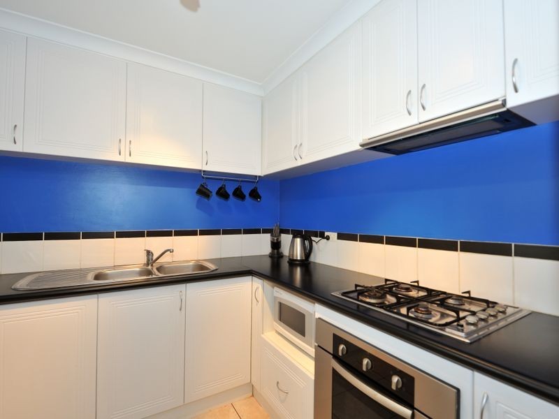 13 Corring Way, Parmelia WA 6167