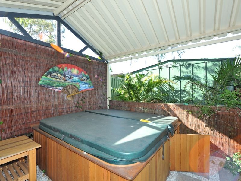 13 Corring Way, Parmelia WA 6167