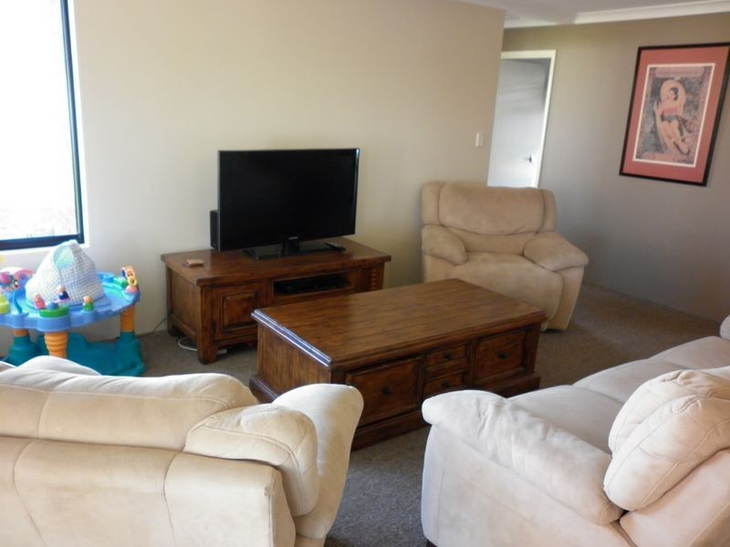 5 Fitzsimmonds Place, Leda WA 6170