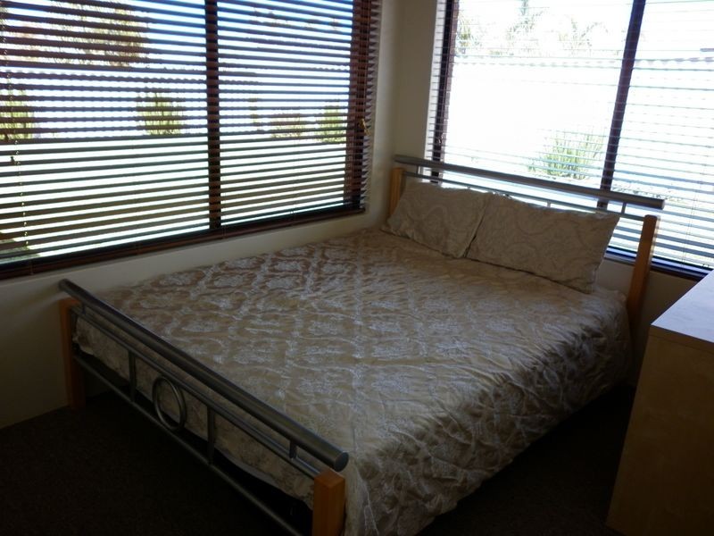 5 Fitzsimmonds Place, Leda WA 6170