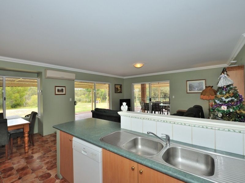 106 Barker Road, Wellard WA 6170