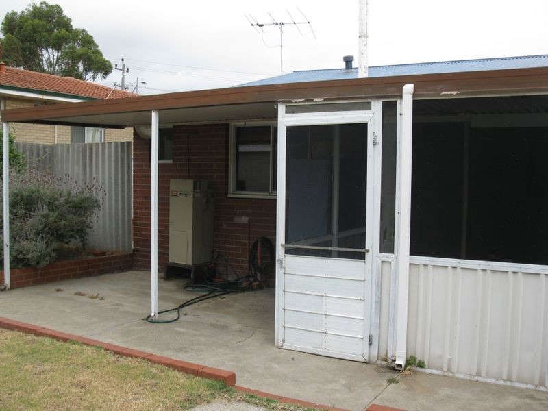 3 Wiggins Road, Orelia WA 6167