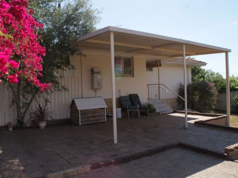 25 McKean Way, Parmelia WA 6167