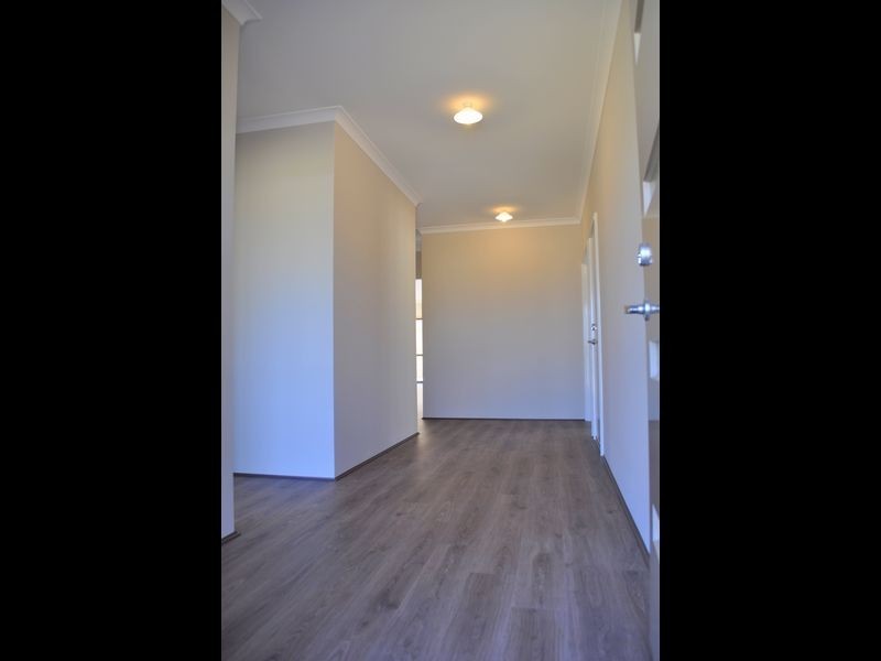 14 Peridot Pass, Wellard WA 6170