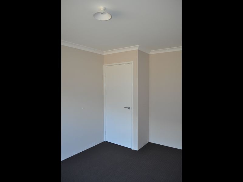 14 Peridot Pass, Wellard WA 6170