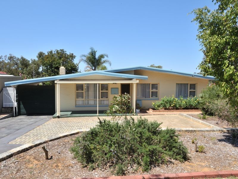 34 Harrison Way, Calista WA 6167
