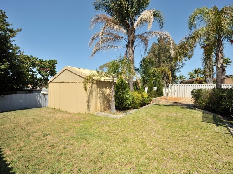 34 Harrison Way, Calista WA 6167