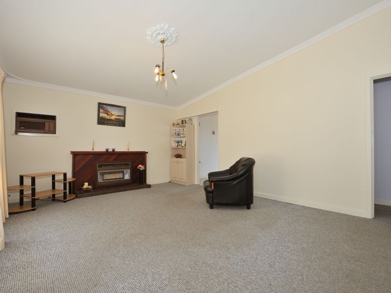 34 Harrison Way, Calista WA 6167