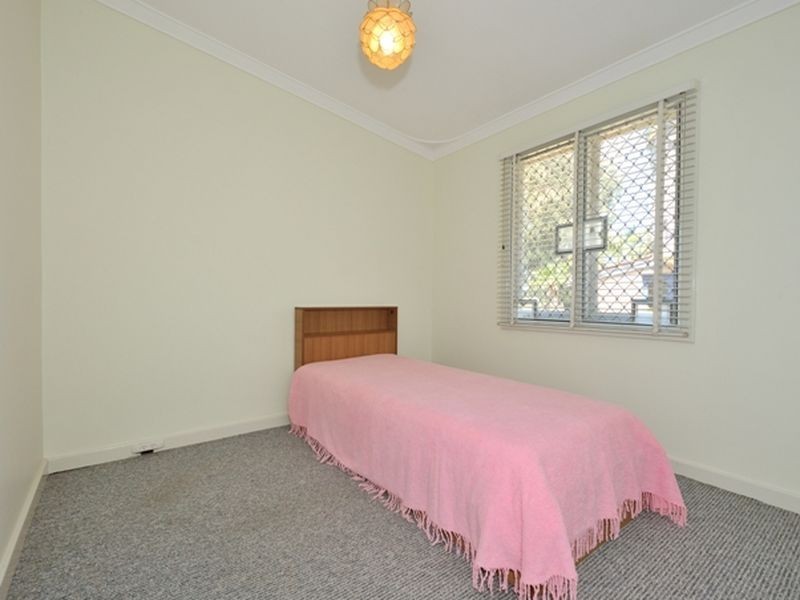 34 Harrison Way, Calista WA 6167