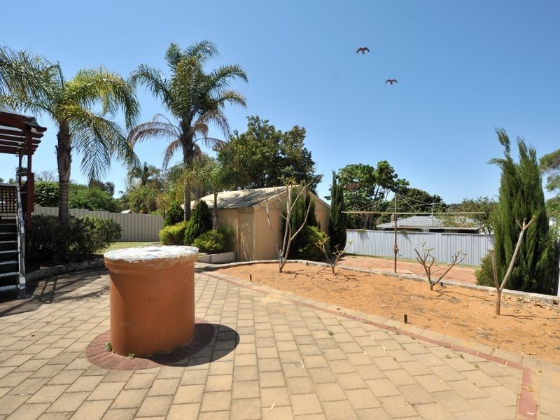 34 Harrison Way, Calista WA 6167