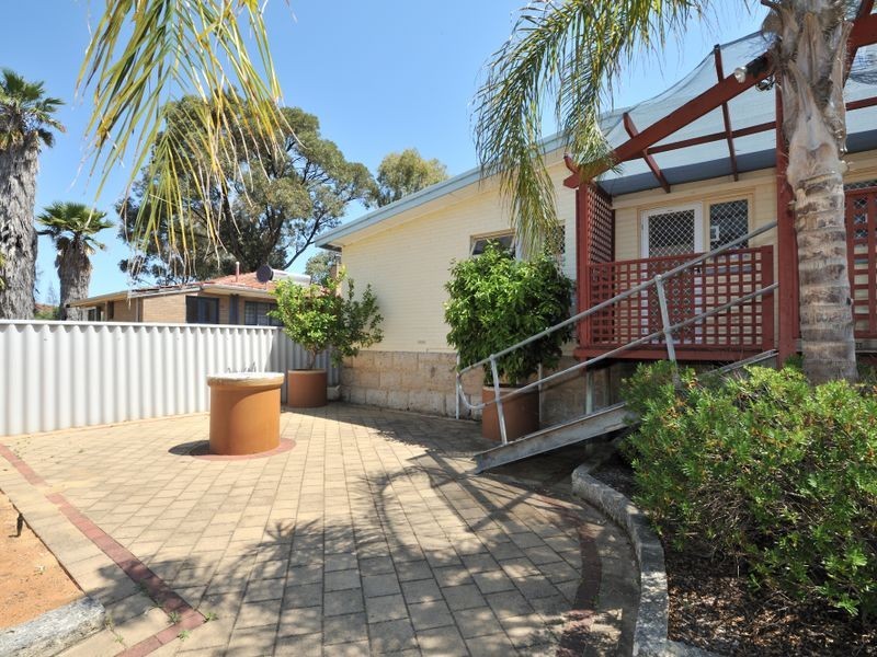 34 Harrison Way, Calista WA 6167