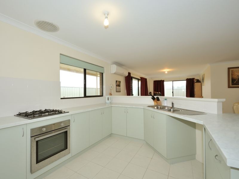 123 Dalrymple Drive, Leda WA 6170