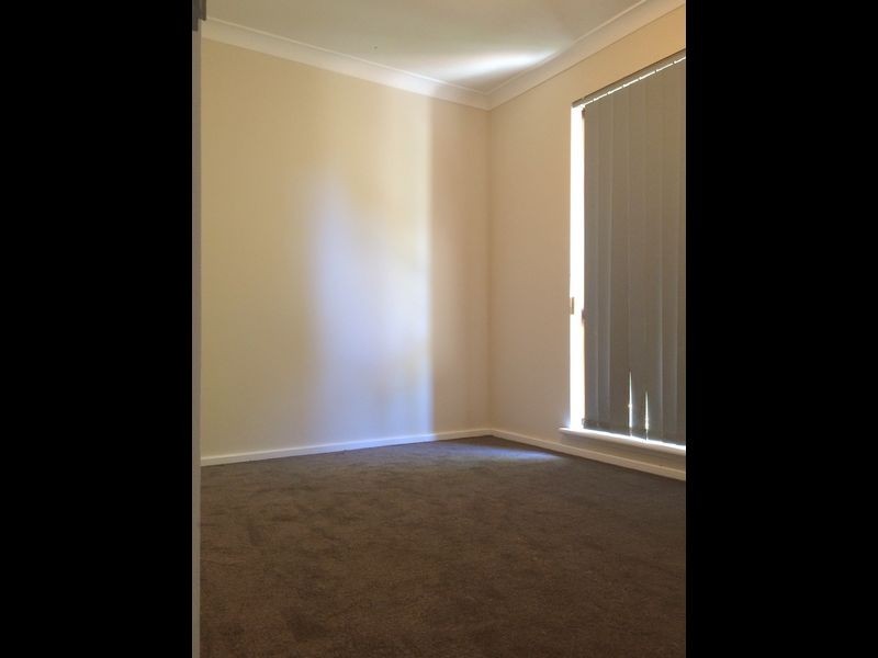 20 Kirkland Way, Parmelia WA 6167