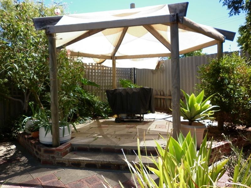 65 Hennessy Avenue, Orelia WA 6167