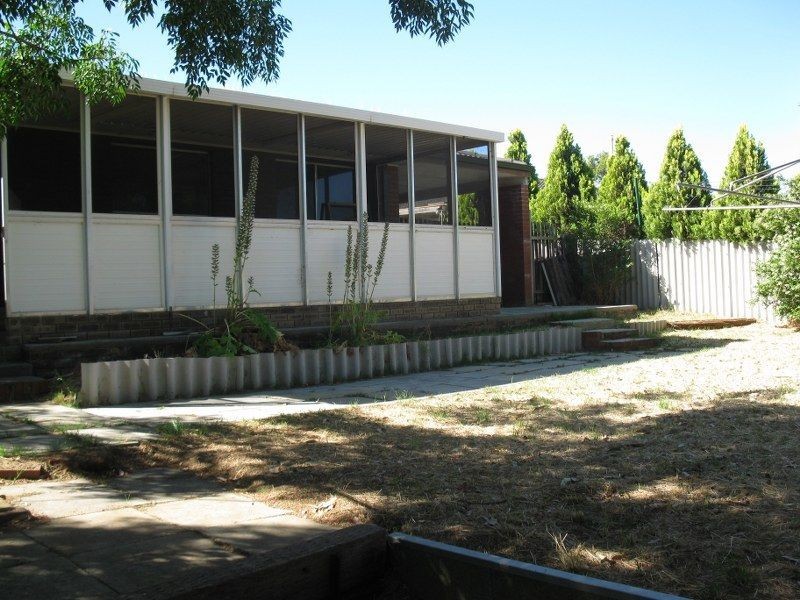 20 Barron Way, Orelia WA 6167