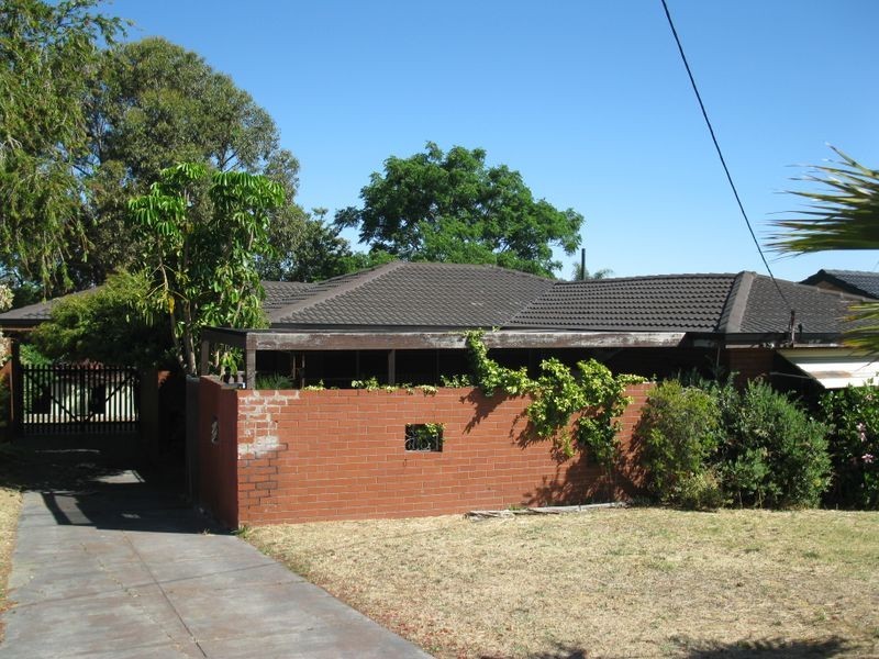 20 Barron Way, Orelia WA 6167