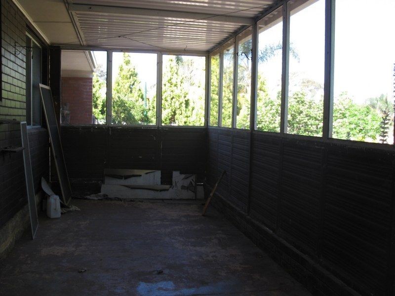 20 Barron Way, Orelia WA 6167