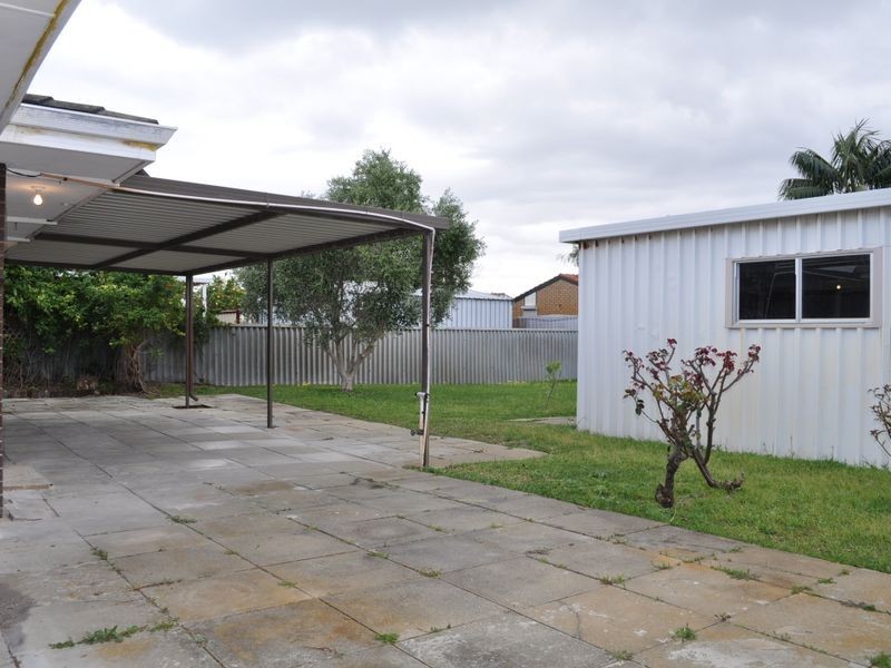 12 Pictor Court, Rockingham WA 6168