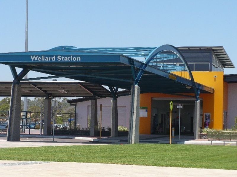 15 Fareham Crescent, Wellard WA 6170