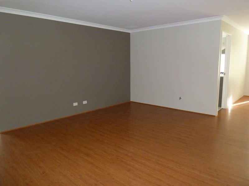 8 Highbridge Way, Leda WA 6170