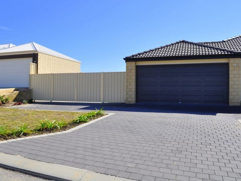 5 Canopus Loop, Hammond Park WA 6164