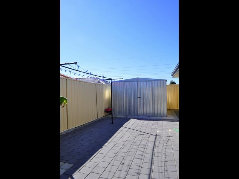 5 Canopus Loop, Hammond Park WA 6164