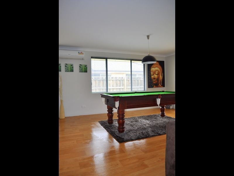 29 Gemstone Parade, Wellard WA 6170