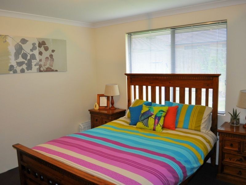 29 Gemstone Parade, Wellard WA 6170