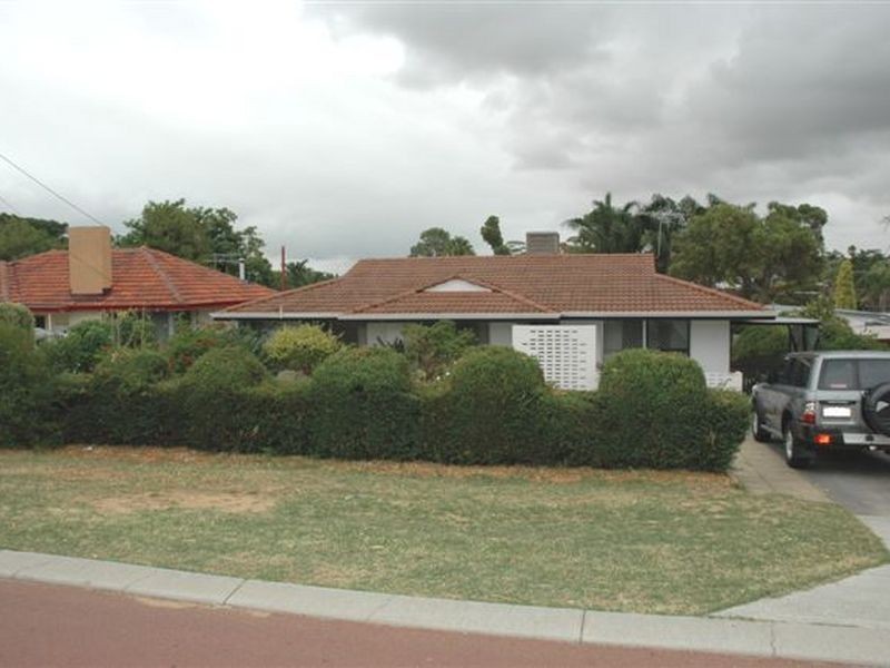 7 Sulphur Road, Orelia WA 6167