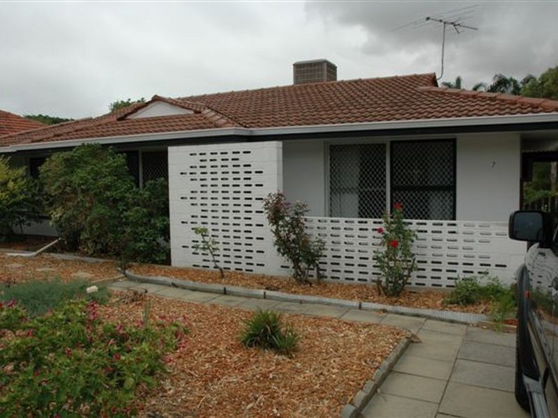 7 Sulphur Road, Orelia WA 6167