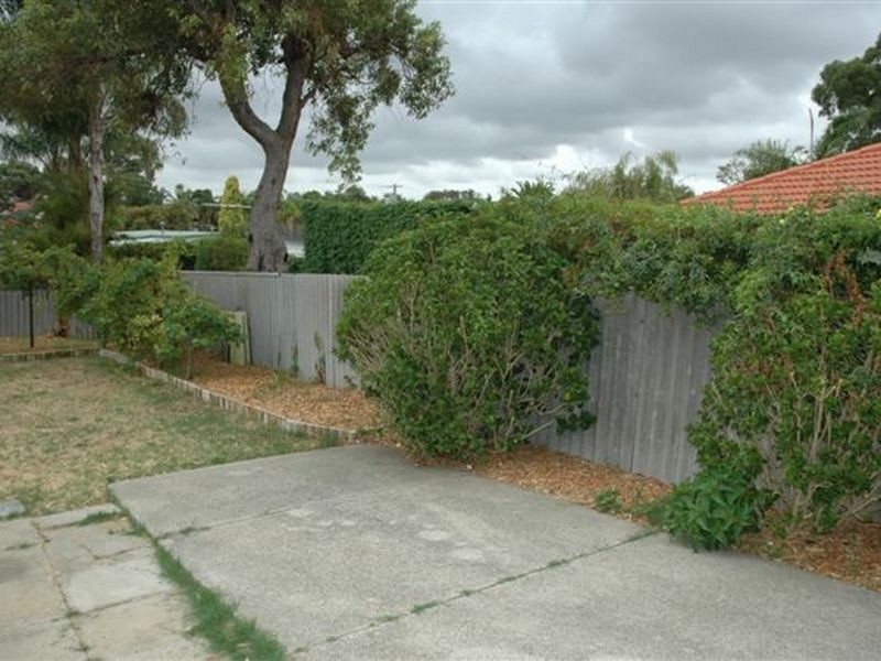 7 Sulphur Road, Orelia WA 6167