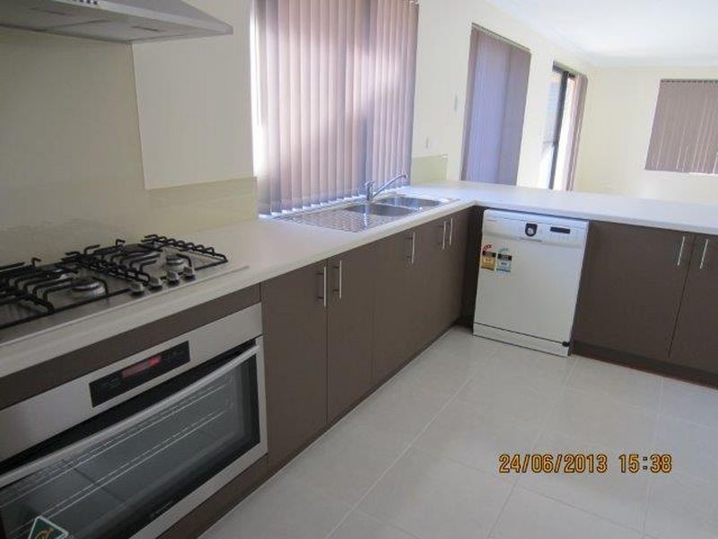 7 Hinton Cove, Wellard WA 6170