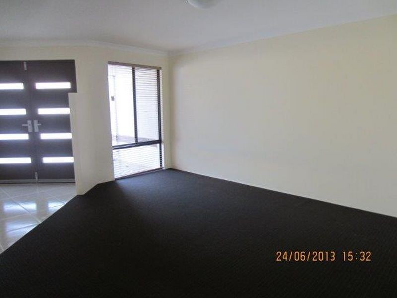 7 Hinton Cove, Wellard WA 6170