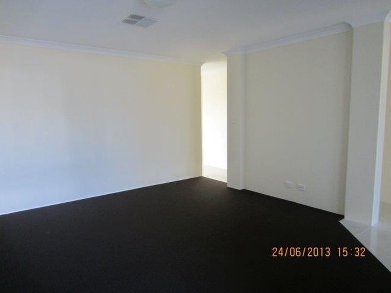 7 Hinton Cove, Wellard WA 6170