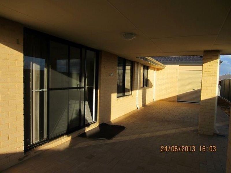 7 Hinton Cove, Wellard WA 6170